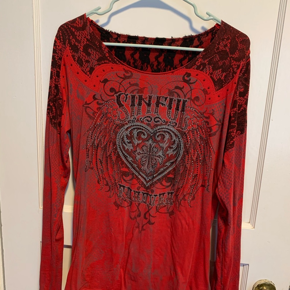 Red long sleeve T-shirt